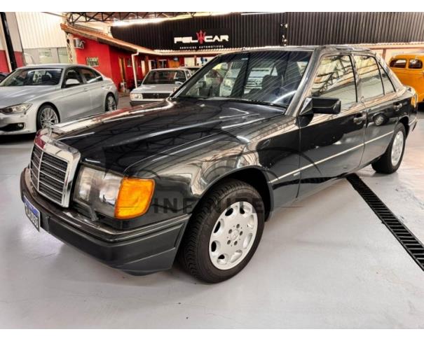 Foto de MERCEDES BENZ 300E 1989/1990