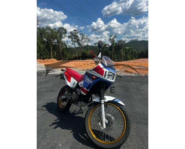Foto de HONDA NX350 SAHARA 1991