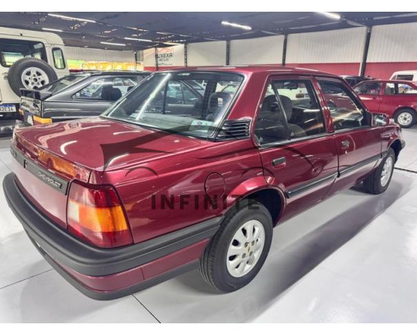Foto de GM MONZA GL 1994/1995
