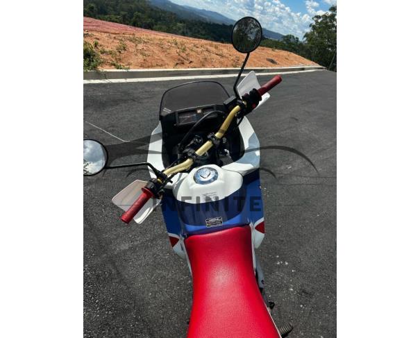 Foto de HONDA NX350 SAHARA 1991